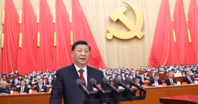 Xi Jinping, reales în fruntea Partidului Comunist Chinez. Președintele devine egalul lui Mao Zedong