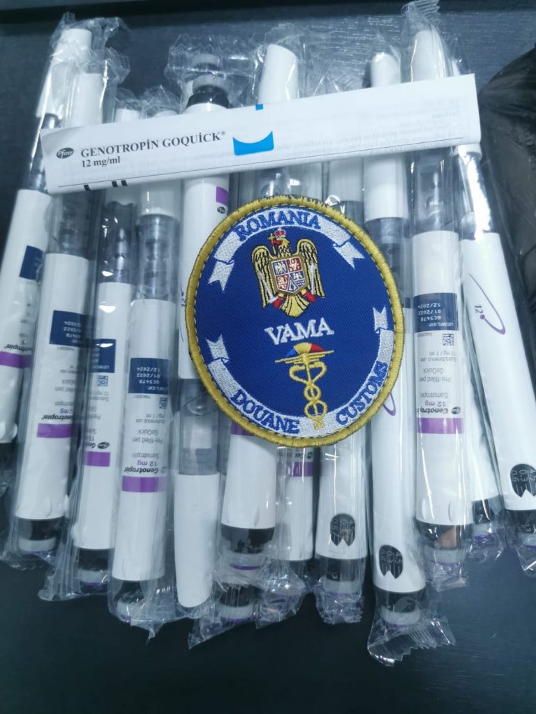 Descoperirea făcută de inspectorii vamali de la un aeroport din țară: substanţe dopante cu grad mare de risc. Unde ar fi urmat să ajungă