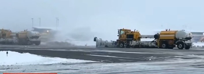 New York-ul, ÎNGROPAT în zăpadă! O furtună puternică a izolat metropola de restul ţării (VIDEO)