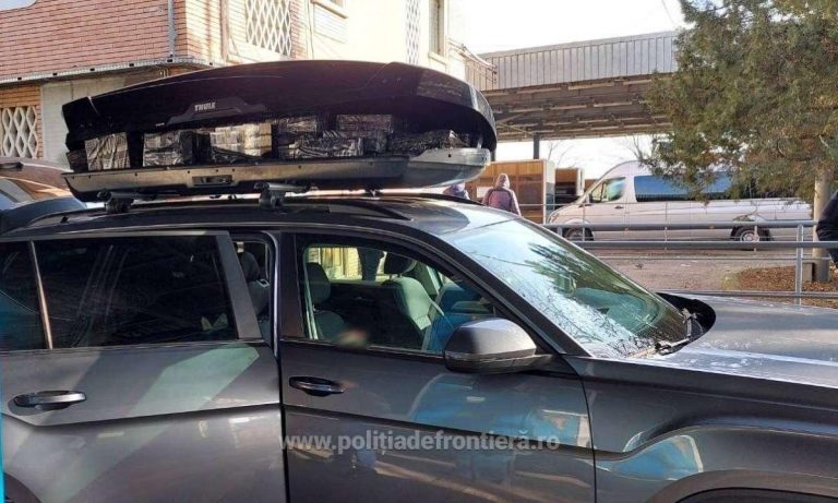 Un ucrainean a vrut să intre în România cu un întreg arsenal de război la el. Ce au găsit grănicerii