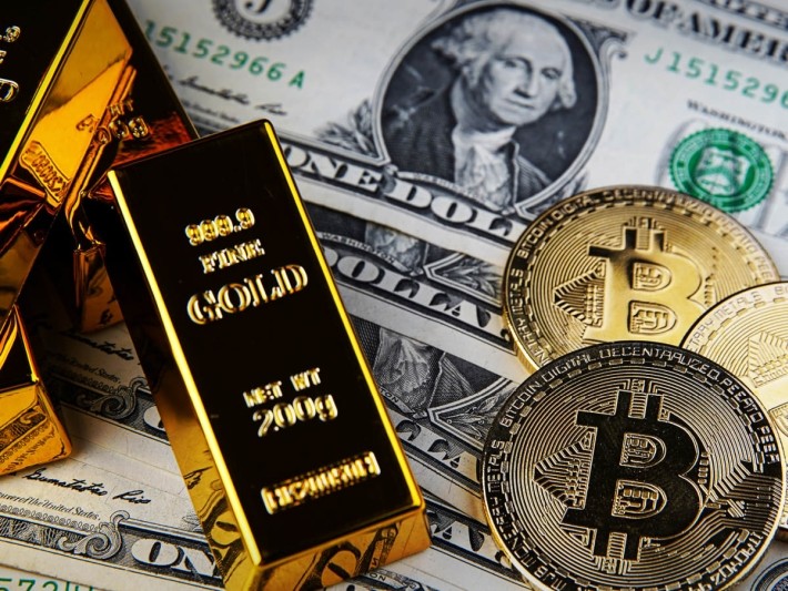 Aur, dolari, acțiuni, criptomonede: regretele și oportunitățile unui an volatil