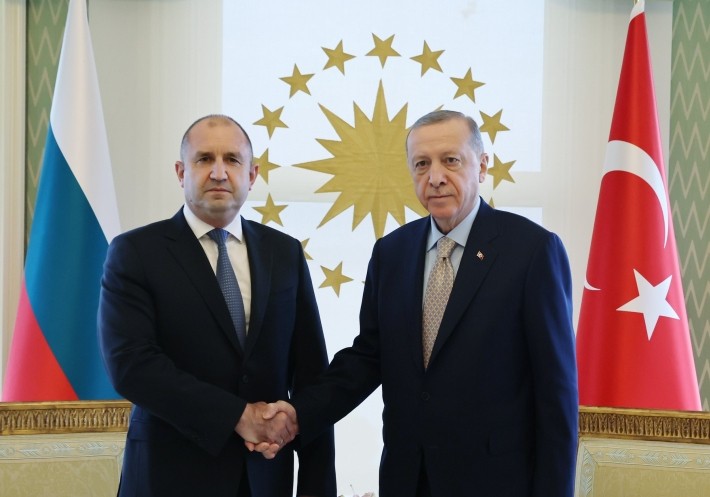 Bulgaria intră în „Războiul Gazelor” pe ritm de ”Kazacioc”!