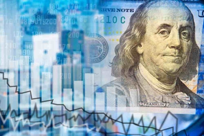 Un an roller-coaster: dolar și durere