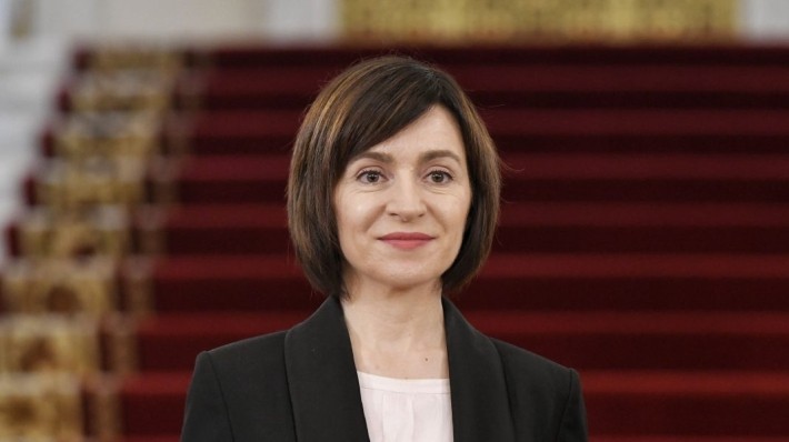 Maia Sandu și politica pumnului în gură. Televiziunile, închise pentru că nu au dat știri despre război