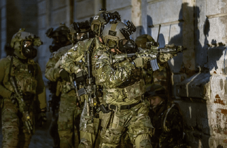 Rusia: „Instructorii NATO trebuie să părăsească Ucraina” / „Ruperea legăturilor diplomatice va fi o realitate”