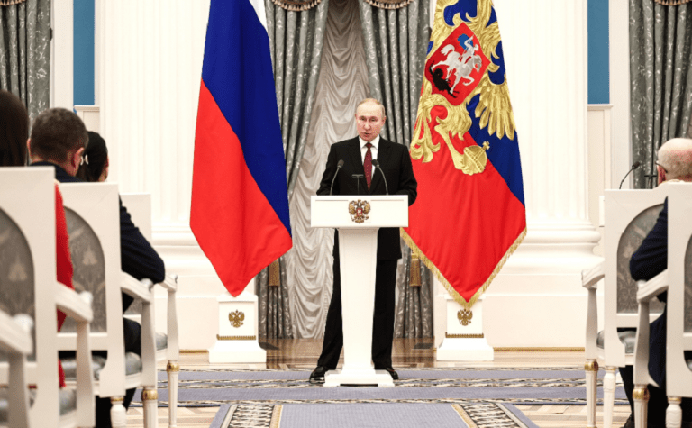 Noi arme balistice și hipersonice. Mesajul lui Putin către Biden, în timp ce Zelenski zbura spre SUA