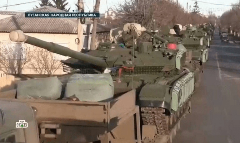 RĂZBOI ÎN UCRAINA. Rusia trimite cele mai moderne tancuri separatiștilor din Lugansk – FOTO