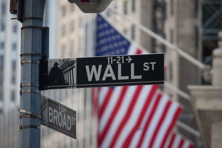 Turnătorii  pe Wall Street, la vânătoare de profituri