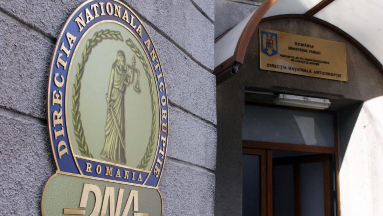 UPDATE Percheziții ale procurorilor la Poliția Locală București și la Poliția Capitalei/ Primele precizări de la DNA