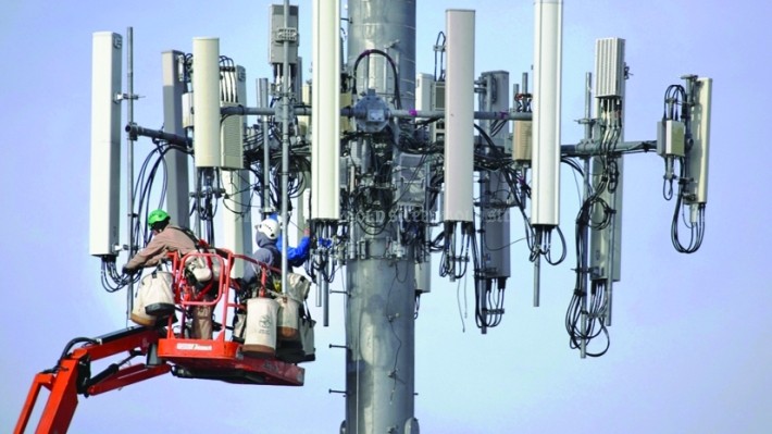 UE se teme de atacuri la sistemele energetice și de comunicații. Pază armată pentru rețelele 5G