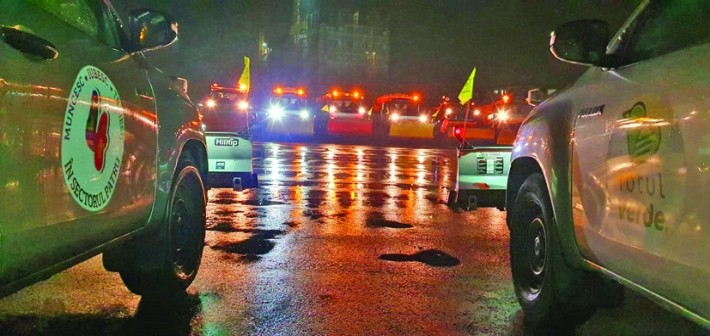 VIDEO/ Utilajele de deszăpezire de la Sectorul 4 sunt în blocstarturi