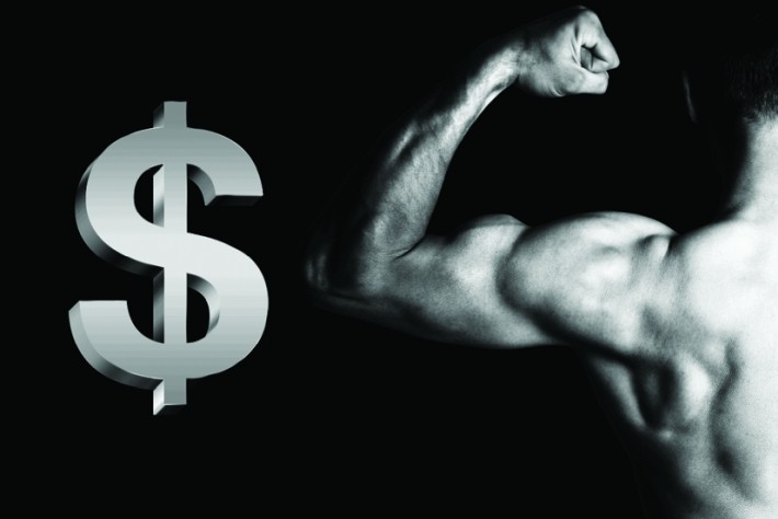 Dolarul, la program de bodybuilding