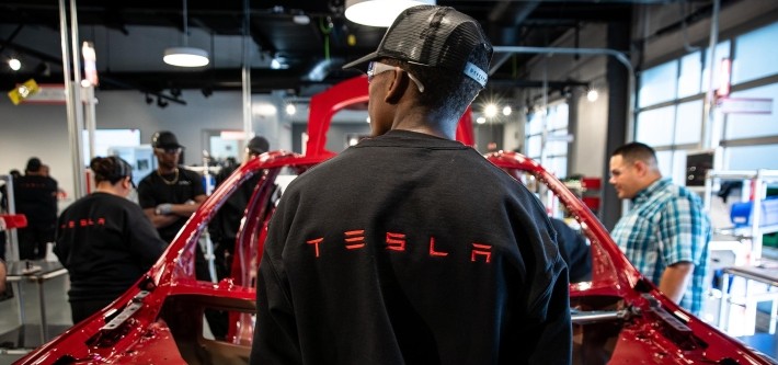 De la Gigafactory la Gigavoice. Sindicatul îi provoacă alergie lui Elon Musk