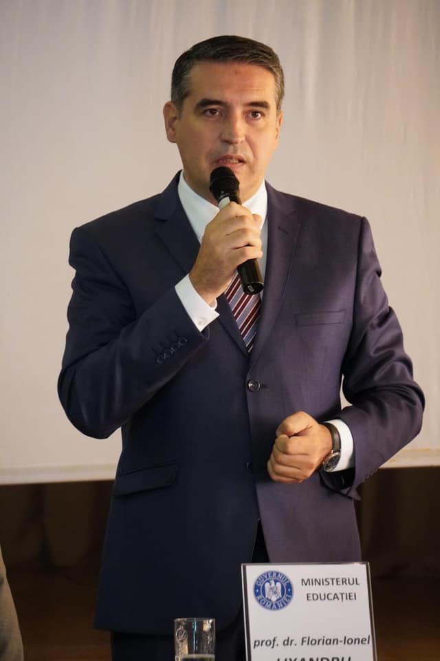 Începe scandalul PSD-PNL? Un secretar de stat PSD în Ministerul Educației s-a trezit cu atribuțiile retrase. Lixandru: „Pentru un delict de opinie…”