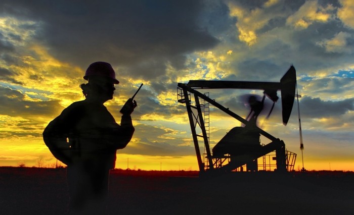 SUA și China, cântarele pieței petrolului