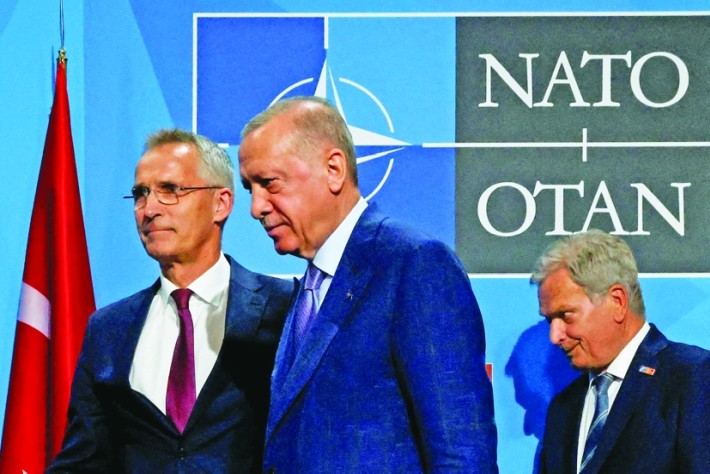 Turcia, expulzare din NATO sau avertisment?