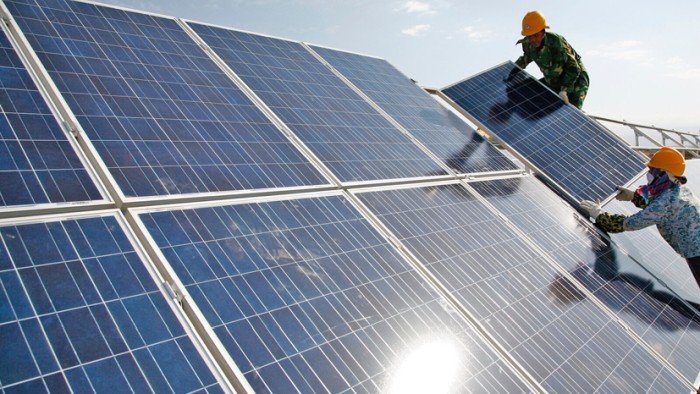 Energia solară: Europa se chinuie să iasă din umbra Chinei