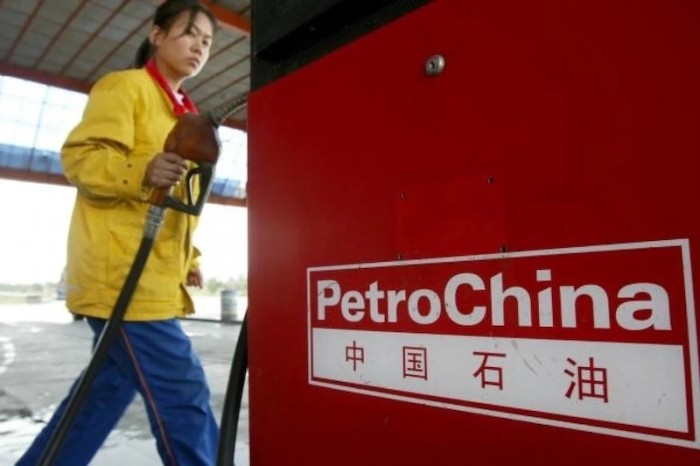 Când doi se bat al treilea câștigă: petrolul chinez profită de războiul din Ucraina