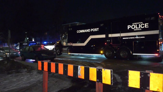 Tragedie în rândul oamenilor legii din Canada. Doi polițiști, împușcați mortal după ce au intervenit la un caz