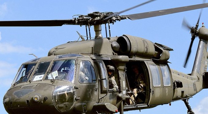 Un elicopter militar s-a prăbușit în mare, în Japonia. 10 persoane dispărute