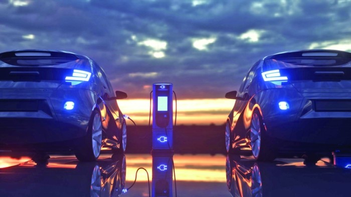 Câți producători auto vor supraviețui tranziției electrice?