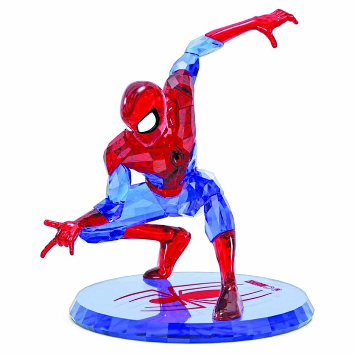 De la Spider Man la Incredible Hulk: super-eroii, cristalizați de Swarovski