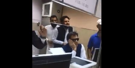 BREAKING NEWS. Fostul premier pakistanez Imran Khan, arestat la Islamabad