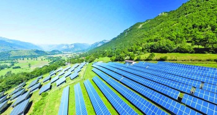 Specialiștii în energie avertizează: Un MW din fotovoltaice nu va echivala niciodată cu un MW din cărbune