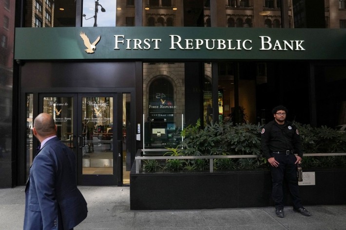 First Republic, al doilea cel mai mare faliment bancar din istoria SUA