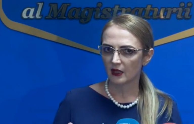 Directoarea Freedom House, procurori DNA și ziariști aserviți au coordonat o campanie mediatică de linșaj a judecătoarei Lia Savonea