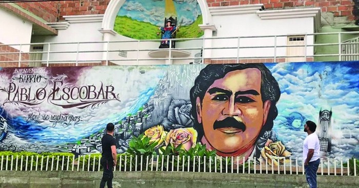Narco-muzică, narco-estetică, narco-literatură: cultura drogurilor,  triumful macho post-Escobar