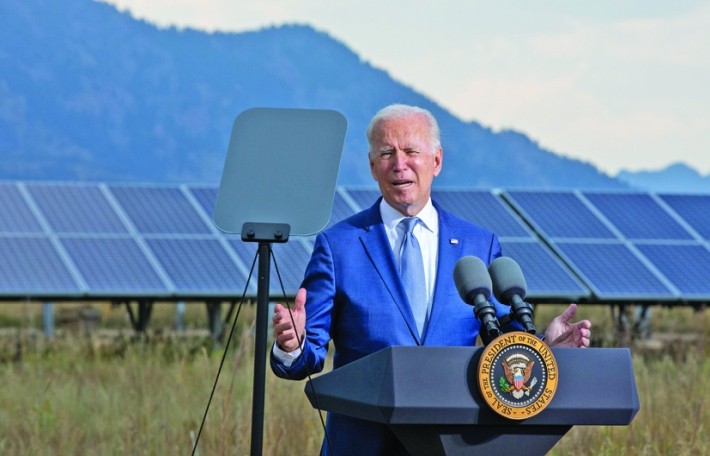 Ce mare brânză face Biden? Tranziția energetică a Americii nu sparge dependența de China