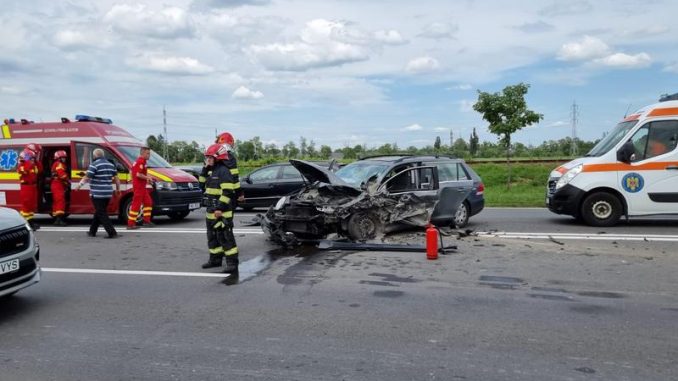 Accident pe DN 1, în județul Brașov: 5 victime, cu diferite leziuni/Au intervenit salvatorii