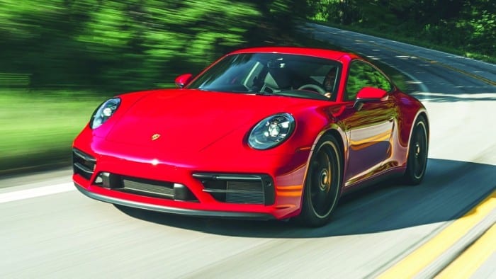 Legendarul 911, singurul Porsche care scapă de electrificare