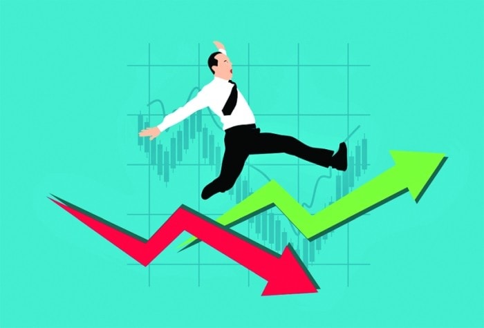 Economia  nu va ateriza “soft”