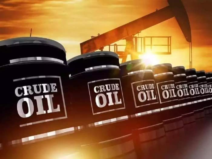 Petrolul crește, economia scade