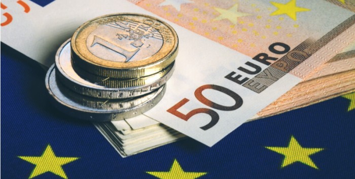 Ce înseamnă „bani de zile negre” pentru o familie din România. Ce sumă trebuie să economisească în depozite