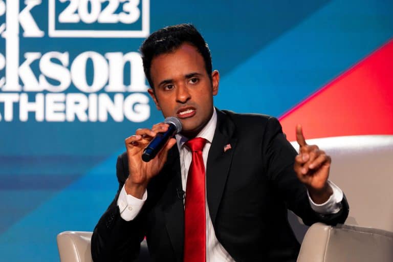 Noua stea a politicii în America, mărul otrăvit plasat de BRICS la Washington?!