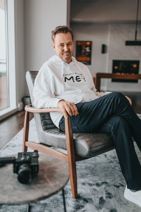 Veste șoc pentru fanii serialului „Friends”. A murit actorul Matthew Perry – VIDEO