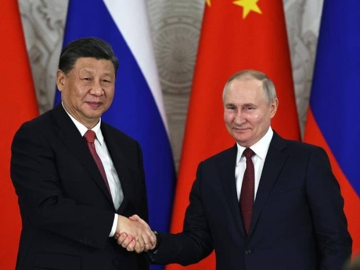 Va da roade pariul lui Xi Jinping cu Vladimir Putin?
