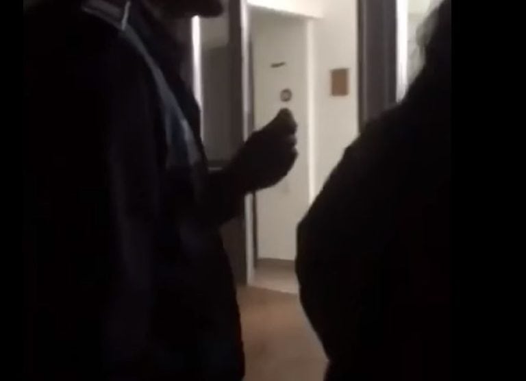 Scene halucinante la un centru de tip familial din Giurgiu. Comportamentul șocant al unui polițist: „Dacă îți mai aud gura, te omor!” – VIDEO