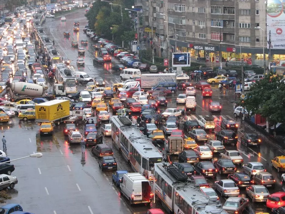 HAOS în traficul din București de Sf. Andrei și 1 Decembrie/HARTA zonelor afectate