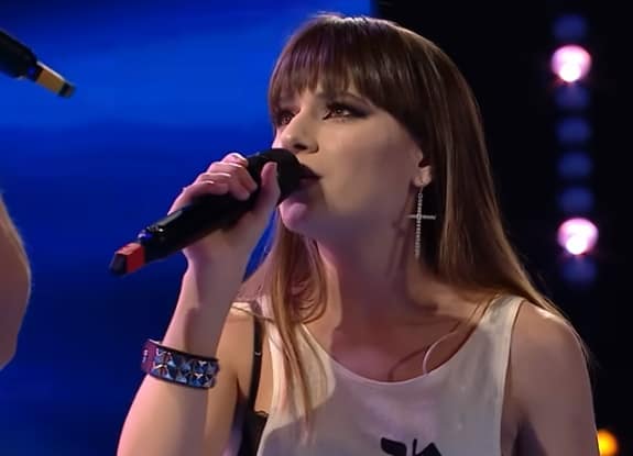Alexandra Căpitănescu cântă alături de Tudor Chirilă