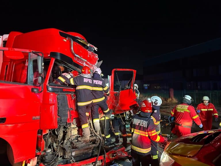 Accident grav pe Centura Capitalei: două TIR-uri s-au ciocnit