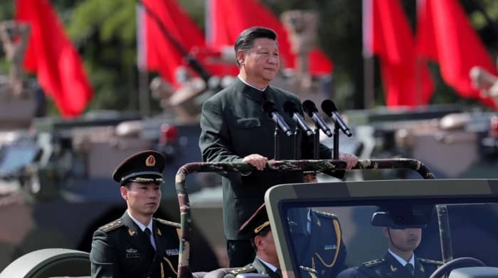 China, elefantul cu picioare de lut