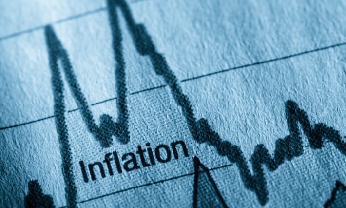 Economia sucită: scăderea inflației nu se simte la portofel