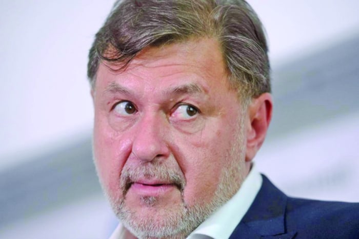 Guvernul îngenunchează și sistemul de sănătate. Bani mai puțini pentru pacienți