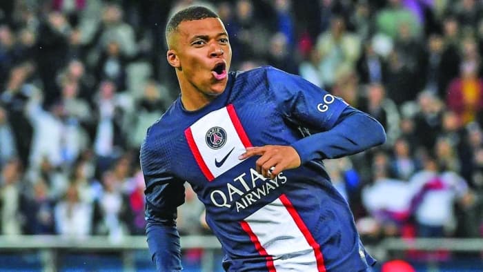 Macron a decis: Mbappe, interes național!