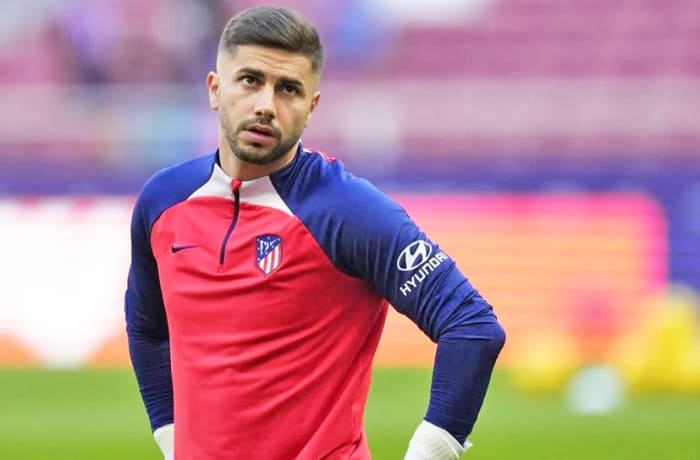 Horațiu Moldovan, titular la Atletico Madrid. Pe Facebook!