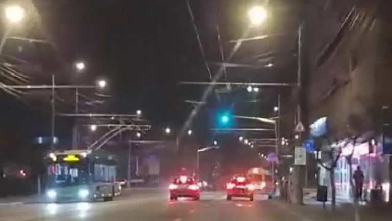 Fostul prefect de Gorj „loveşte” din nou: prins pentru a treia oară la volan, deși nu are permis. Folosea ilegal şi un girofar (VIDEO)